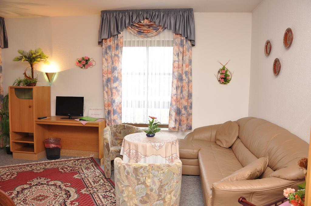 Hotel Fasold Sulzfeld  Quarto foto